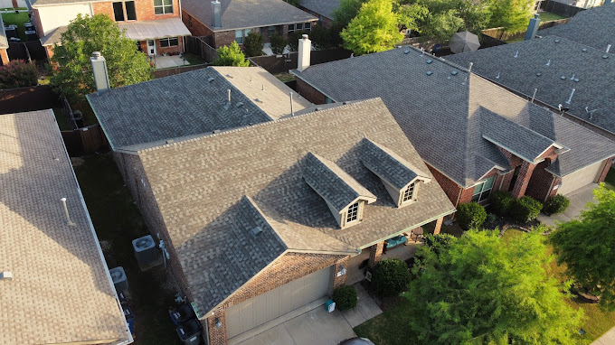 Need a Reliable Roofing Contractor Near Me Today